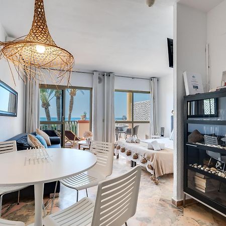 Front Line Beach Studio Apartment Marbellac Extérieur photo