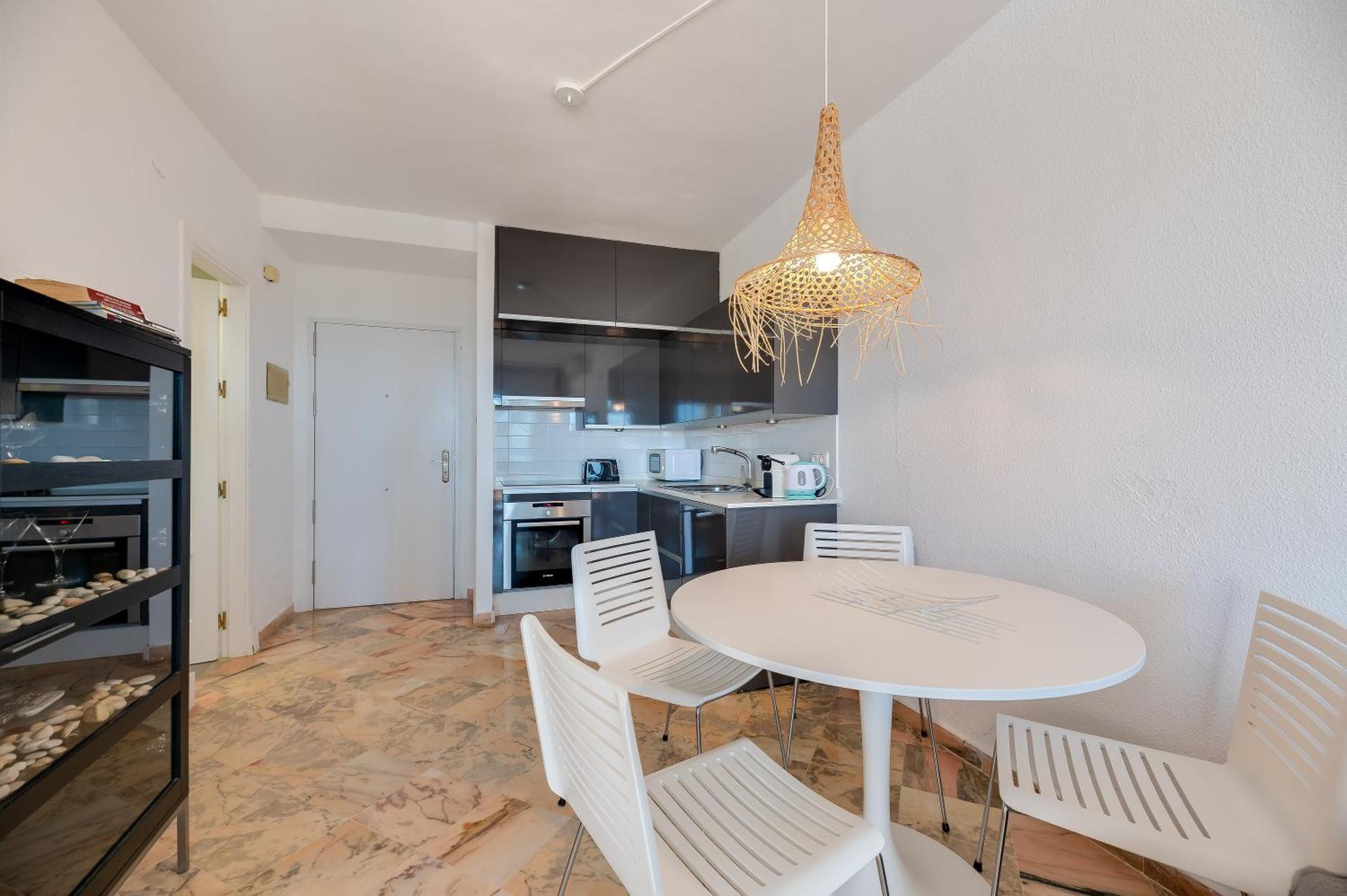Front Line Beach Studio Apartment Marbellac Extérieur photo